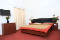 Prince Hotel Mallroad