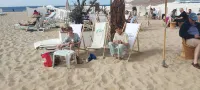 Modern duplex apartment, ground floor with garden within walking distance of the sea