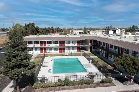 Econo Lodge Stockton Near I-5 Fairgrounds Отели рядом с достопримечательностью «In Season»