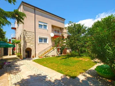 Apartment 1804