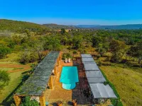Kwathabisile Bush Retreat Hotels in Nokeng Tsa Taemane Local Municipality
