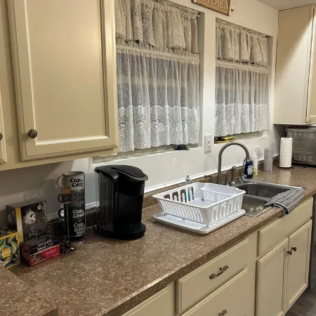 Accessible Historic 3-Bedroom, 2-Bathroom Bungalow with AC, WiFi in Southern IN