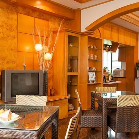Hou Shan Suiyue Homestay Отели рядом с достопримечательностью «Железнодорожная станция Shoufeng»