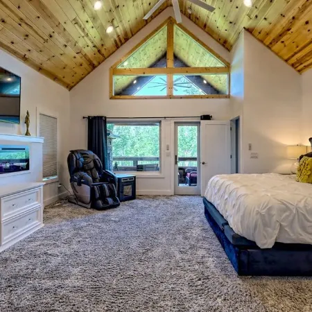 5 All King BRs-Bridesmaid Spa & Glam Suite, Sauna, Chef, 10+ Acres 3 mi. Helen