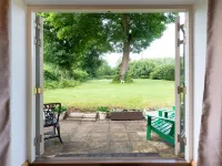 The Cottage Hotels in Gwernaffield