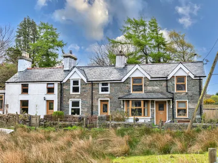 Maes Neuadd Отели в г. Blaenau Ffestiniog