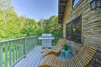 Game Room & Hot Tub: Pet-Friendly Mount Snow Gem - Wifi