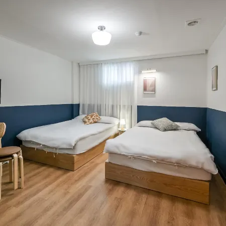Myeongdong Dongdo Hostel Отели рядом с достопримечательностью «Галерея «Кымсан»»