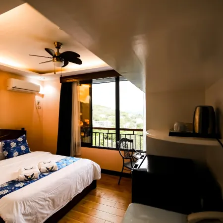 Skylodge Resort