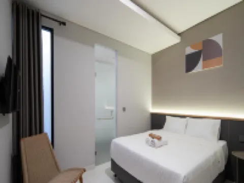 Cove Vaia Hotels in Regol