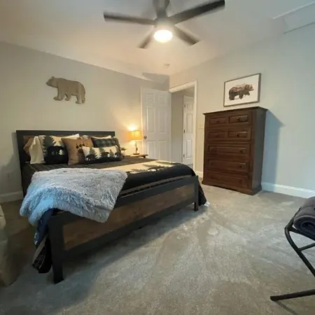 The Perfect View -Hiawassee upscale mountain cabin