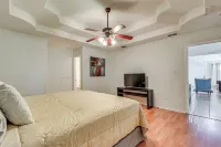 4 Mi to Dtwn Brownsville: Family Home w/ Yard! - 3-Star