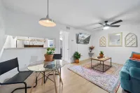 1st Floor Condo outdoor pool