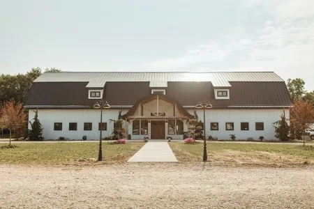 Welcome to The Huron Host in Port Austin!