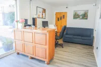 The Lancaster Motel by OYO Ronks Near Paradise