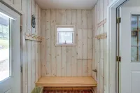 Ski, Hike & More: Year-round Gem in Windham -  Privatzimmer