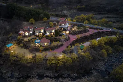 Gurye Jirisan Dolpulmaru Pension & Glamping Gurye Sansuyu Village附近的飯店