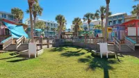 2BR Near Gulf Place w/ Pool, Grill + Free Tickets: Dolphin Cruise & More! - 4-Star