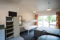 Nelson City Top 10 Holiday Park