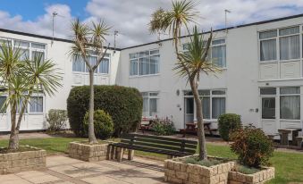 Dolphin Chalet