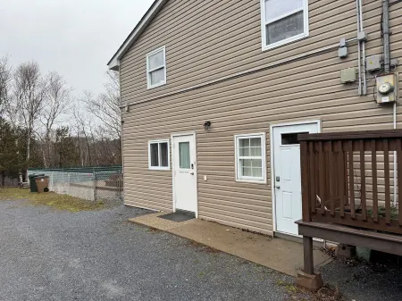 Relaxing Lake Haven | Peaceful Отели рядом с достопримечательностью «Reed's Point Lighthouse»