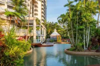 Rydges Esplanade Resort Cairns - Ocean View