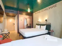 Ibis Styles Bern City Hotels near Jardín de rosas