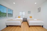 2BD/2BA Apartment near DT Alhambra