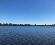 Cozy cabin retreat in rustic setting. Private lake, bonfire under the stars!