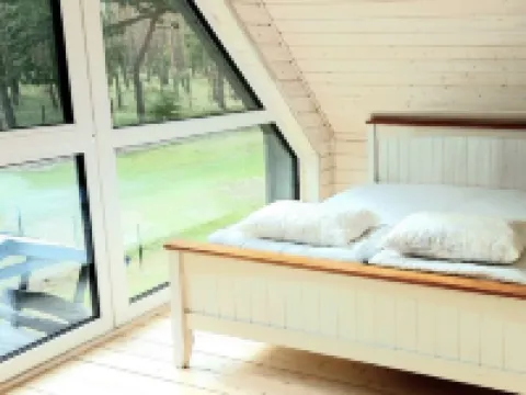 Gemütliches Holzhaus mit Garten nah am Wasser, Hundefreundlich 波利採縣酒店