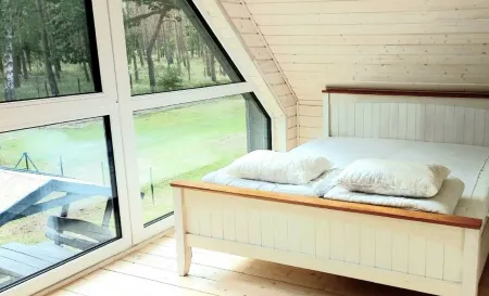 Gemütliches Holzhaus mit Garten nah am Wasser, Hundefreundlich Отели в г. Нове-Варпно