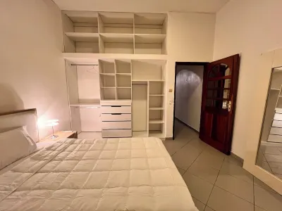 Kinaxixi Palace in Largo rehabilitated. Spacious apartment with balcony. Các khách sạn ở 