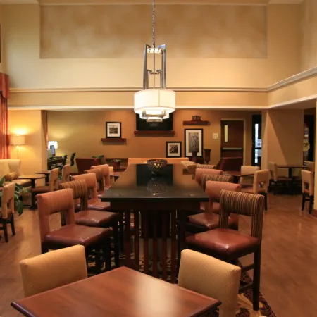 Hampton Inn & Suites Springfield-Southwest