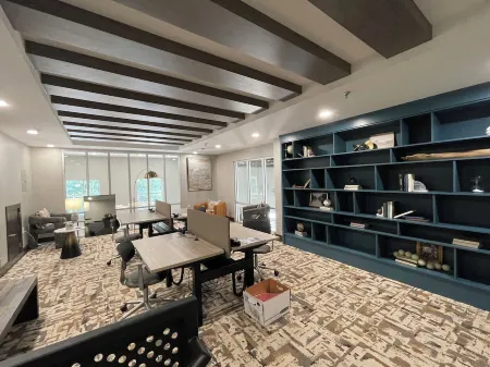 Charming 1-bedroom apartment in fabulous Marietta with fitness room, AC