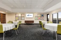 Holiday Inn Express & Suites LEXINGTON NW-THE VINEYARD by IHG Hotels in Lexington