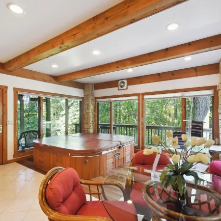 Galena Getaway w/ Hot Tub, Home Theater & More!