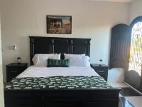 4-bedroom house in brilliant La Hachadura with WiFi, AC Hotéis em 