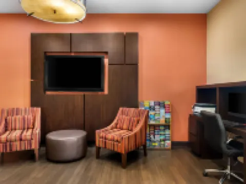 Comfort Suites Clovis - Fresno Hotels in Clovis