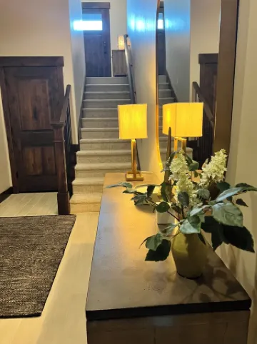 Spacious Modern BRAND NEW 4-BR/4-BA townhome - Views of ALL Park City Ski Runs!