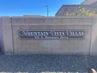 Sunny condo with pool, spa & Superstition Mountain view. Hiking, golfing & more.