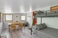 Home with Bunkroom 2 Mi to Hatfield and McCoy Trail