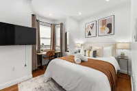 New! Backyard Oasis Free parking GameRoom Min to T