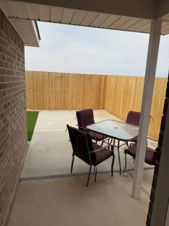 Beautiful, Safe, and Cozy 3-Bedroom Home in North Odessa: The Paris Escape