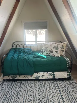 Charming 2-bedroom A-Frame cabin with AC, WiFi in tranquil Frazier Park Hotels in der Nähe von Ridge Route Communities Historical Society and Museum