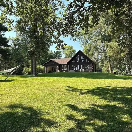 Sunrise Cabin on Big Sandy Lake - McGregor MN