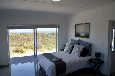 Enjoyable apartment with WiFi in charming Velddrif Hotels near Stywelyne Caravan Park Velddrif