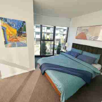 Prime canberra CBD 3 Bedroom apartment with one min walk to canberra centre mall Rooms
