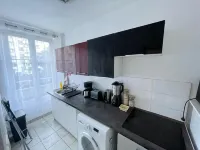 Appartement Lumineux 3 Pièces au Pied de la Gare RER du Bourget Hotels in Le Bourget