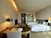 Shinkansen Grand Hotel Hotels near Luce Chapel