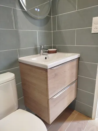 Lovely studio in the heart of downtown Отели в г. Перигё